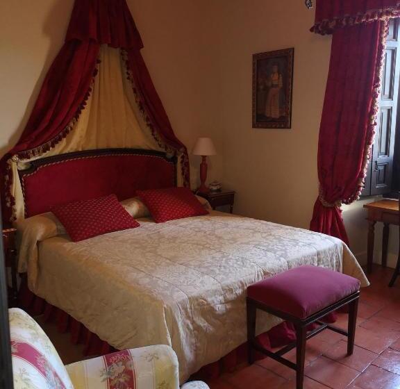 هتل Caserio De Lobones