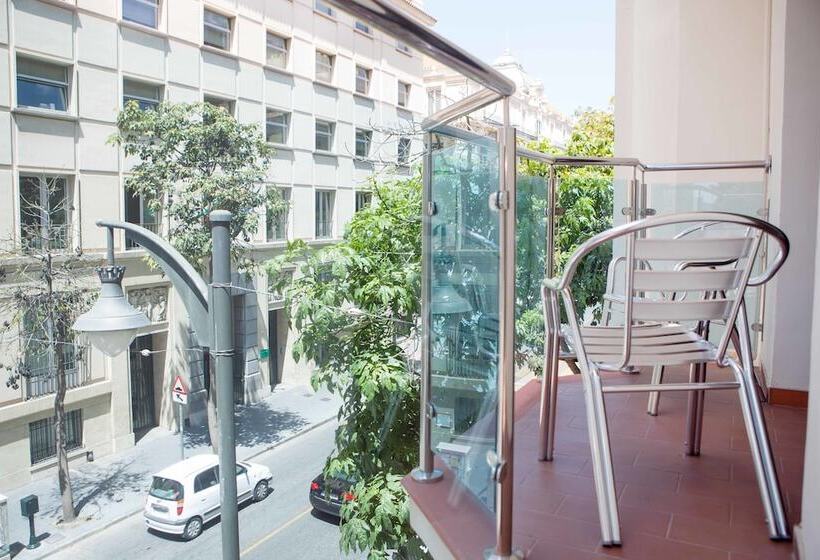 هتل Castilla Guerrero