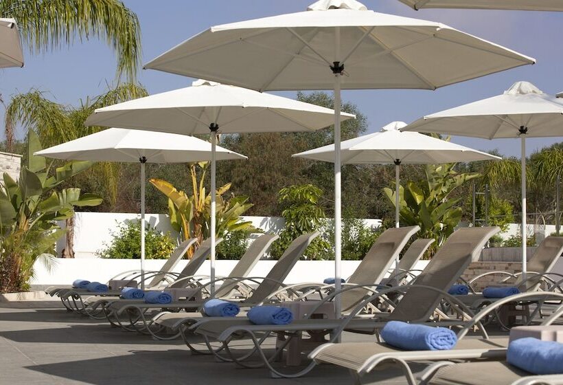 Отель Christofinia