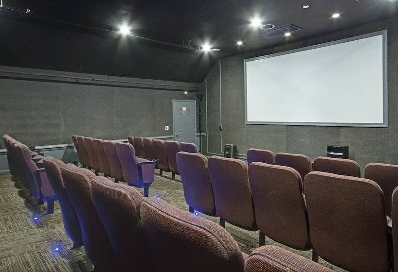 호텔 Club Wyndham Kingsgate