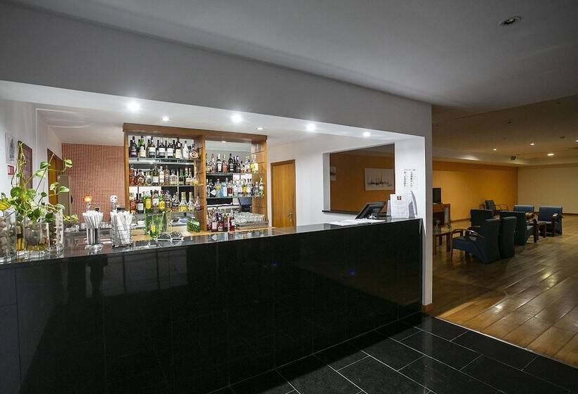 בית מלון כפרי Colombo