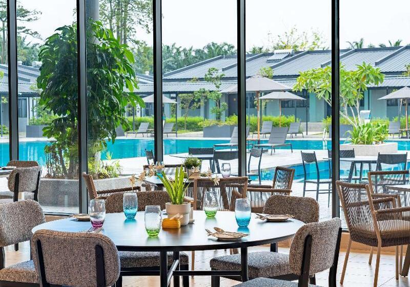 Отель Concorde Inn Kuala Lumpur International Airport