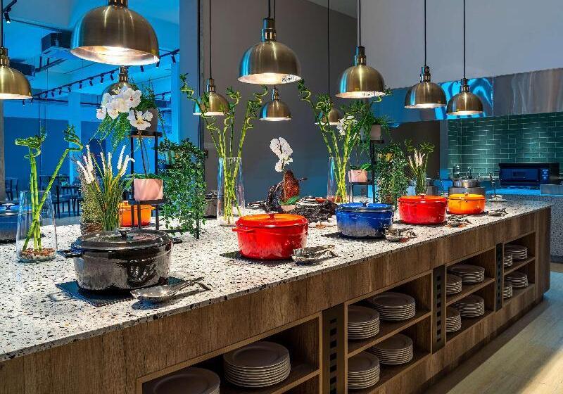 Отель Concorde Inn Kuala Lumpur International Airport