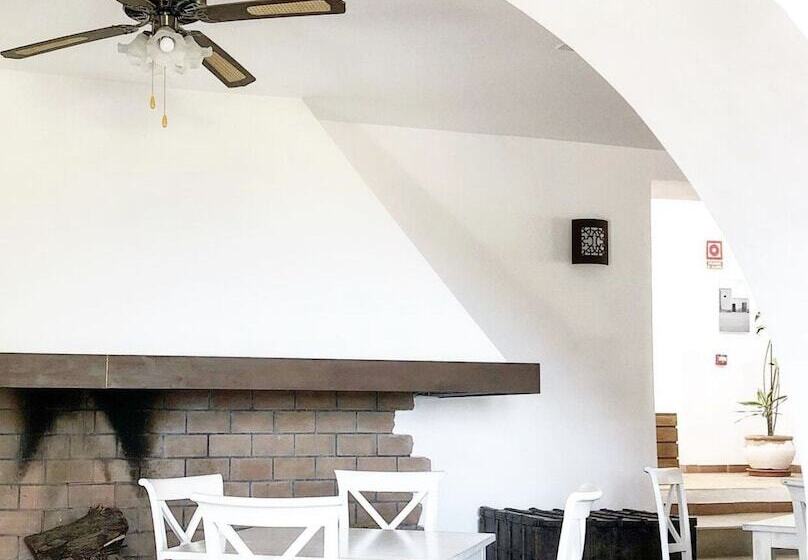 فندق Cortijo El Paraiso