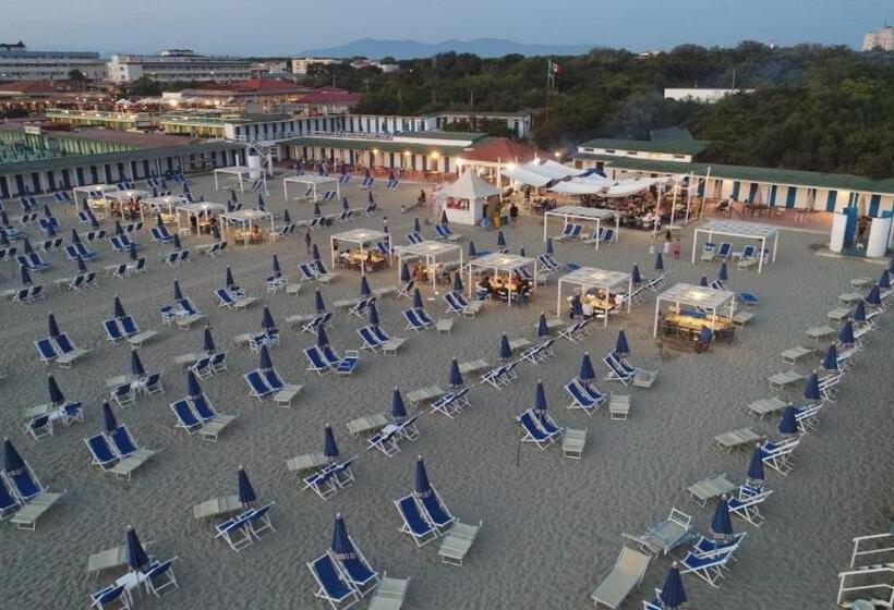 酒店 Cosmopolitan Golf & Beach Resort