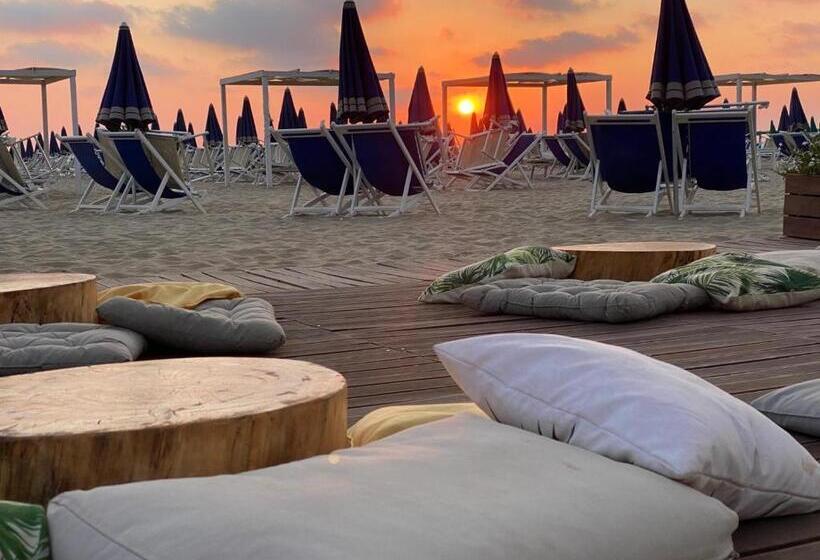 酒店 Cosmopolitan Golf & Beach Resort