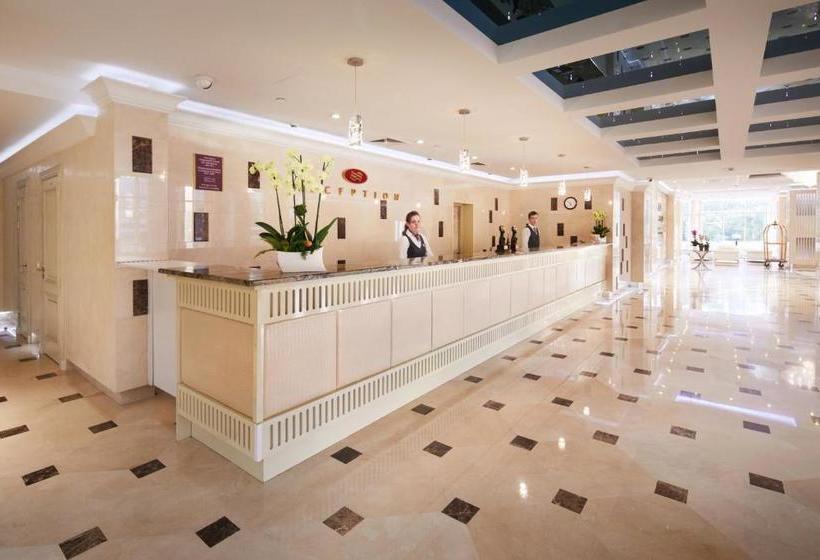 هتل Crowne Plaza Moscow World Trade Centre, An Ihg