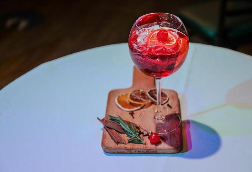 هتل Danat Jebel Dhanna Resort