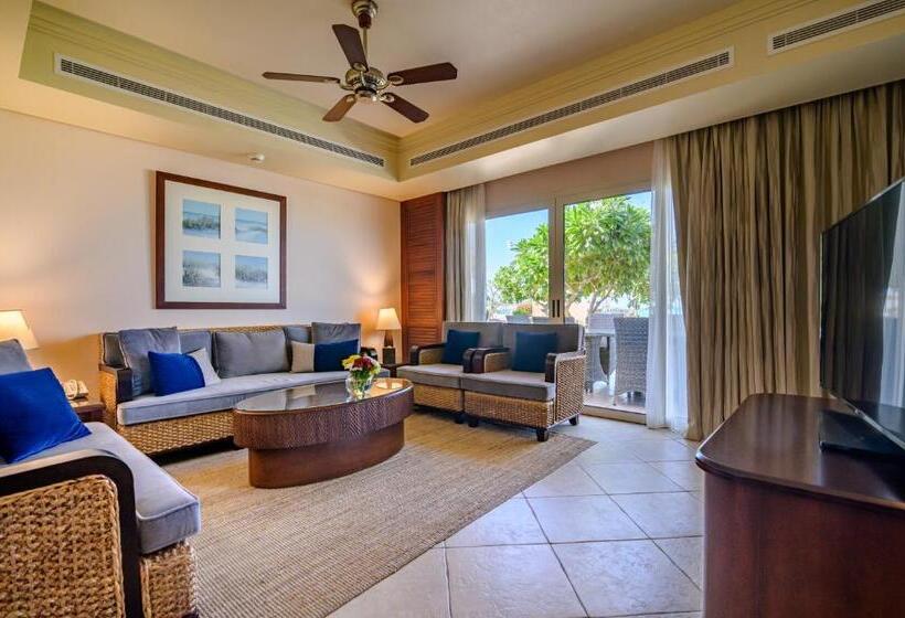 هتل Danat Jebel Dhanna Resort