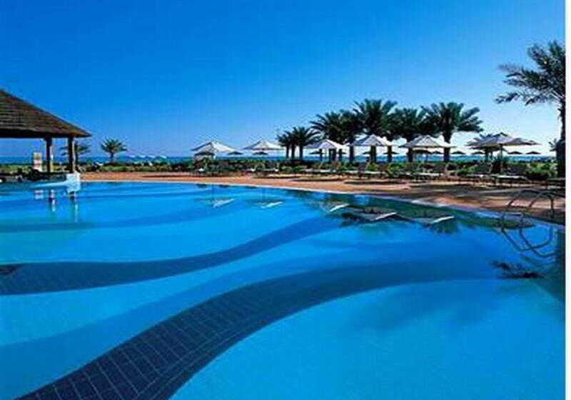 هتل Danat Jebel Dhanna Resort