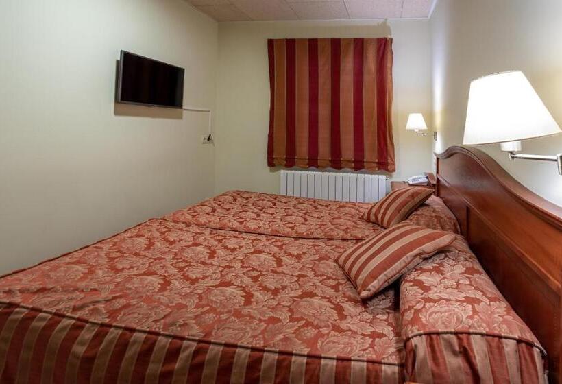 هتل De Camprodón