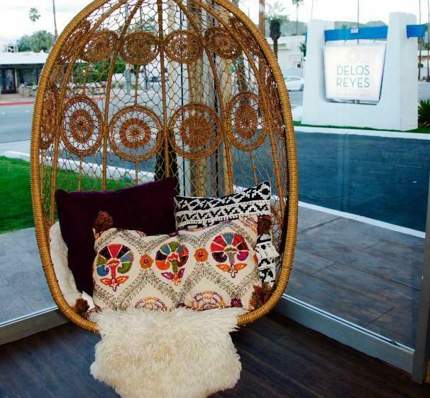 فندق Delos Reyes Palm Springs