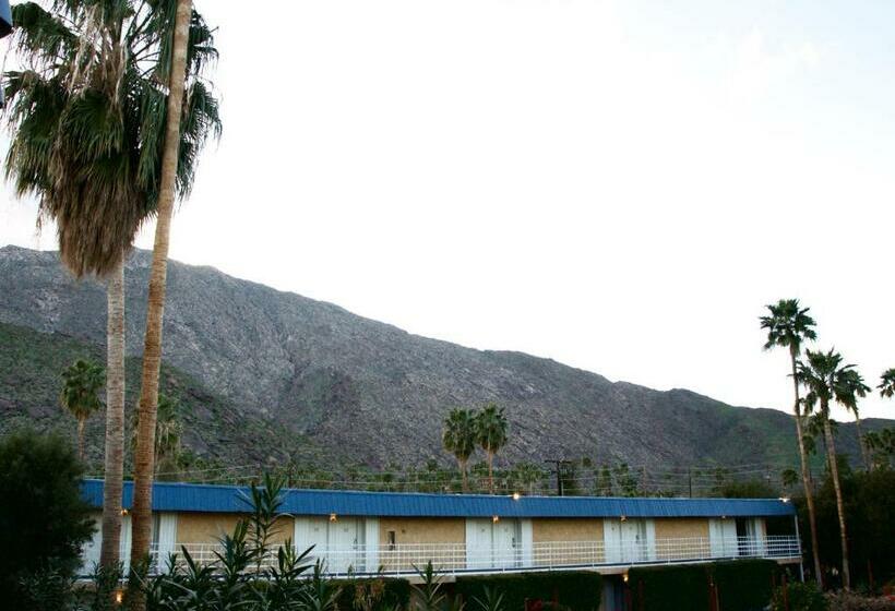 فندق Delos Reyes Palm Springs