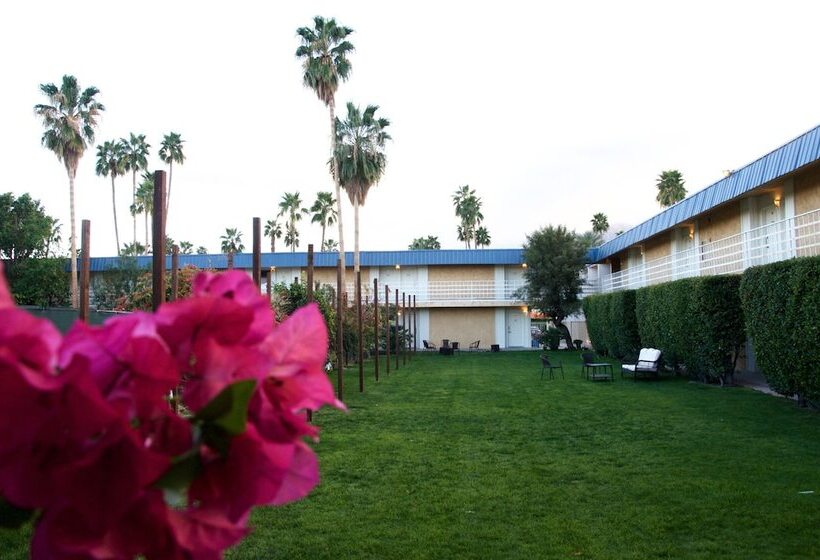 فندق Delos Reyes Palm Springs