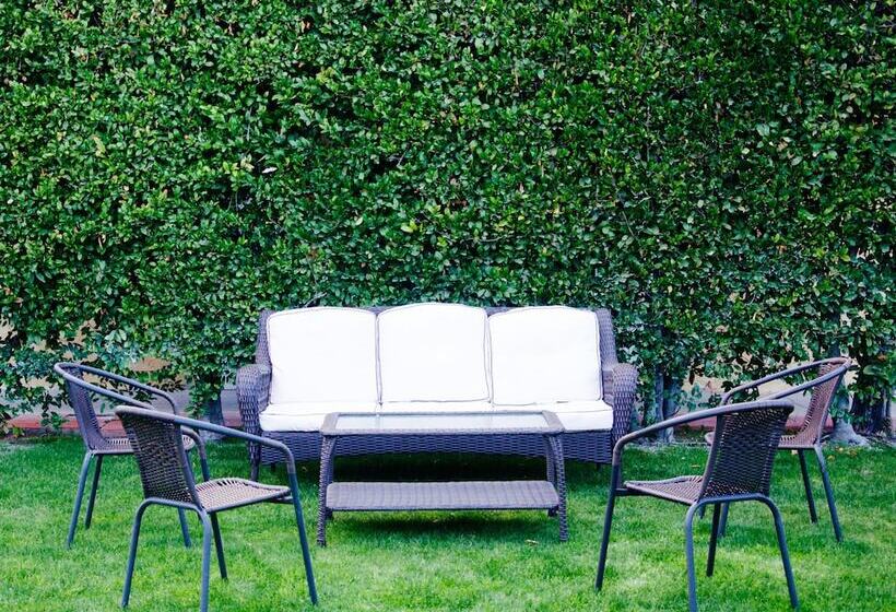 فندق Delos Reyes Palm Springs