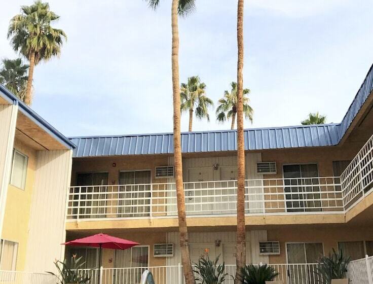 فندق Delos Reyes Palm Springs