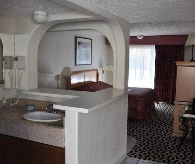 فندق Delos Reyes Palm Springs