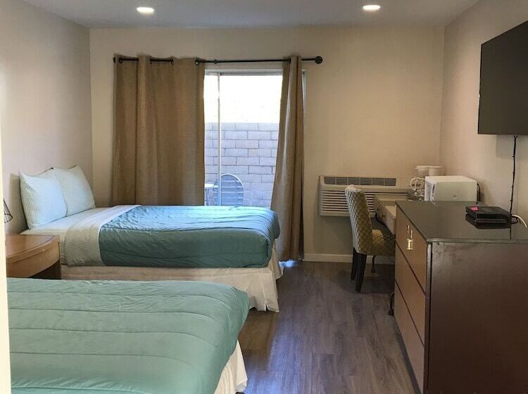 فندق Delos Reyes Palm Springs