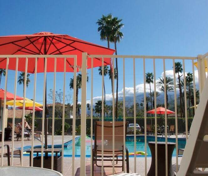 فندق Delos Reyes Palm Springs