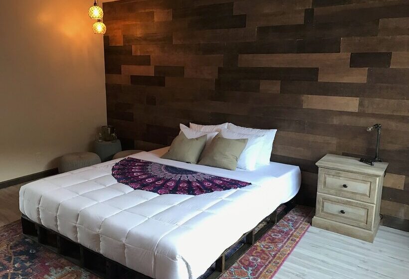 فندق Delos Reyes Palm Springs