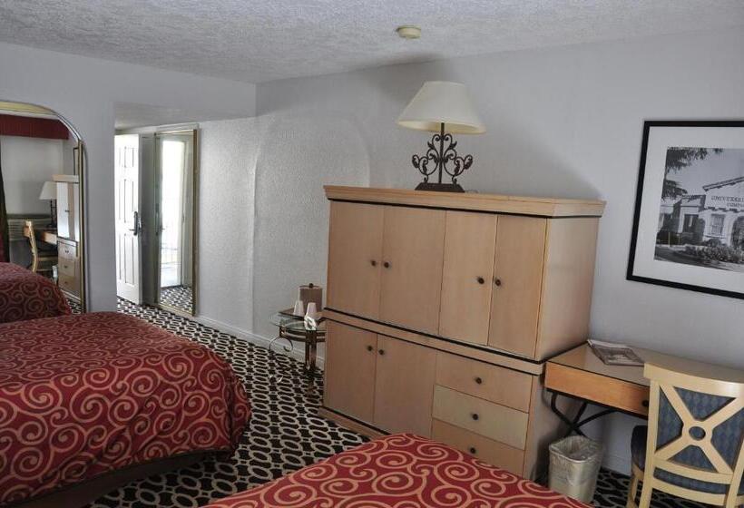 فندق Delos Reyes Palm Springs