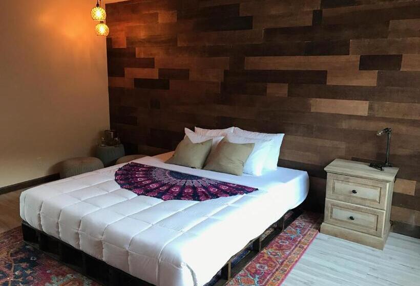 فندق Delos Reyes Palm Springs