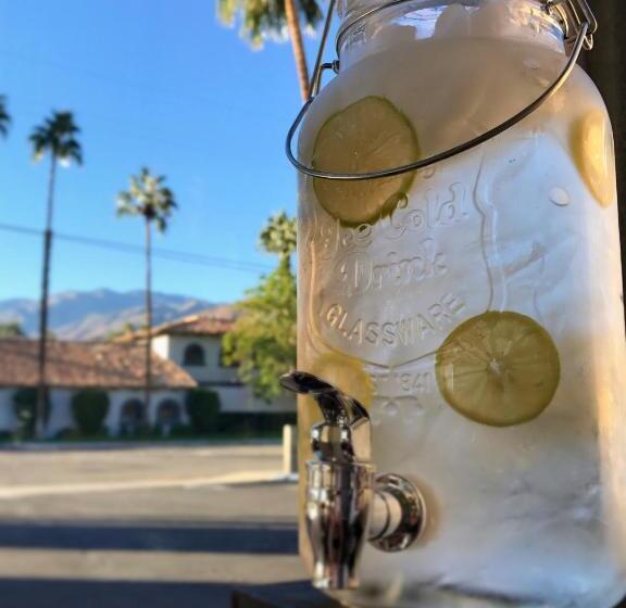 فندق Delos Reyes Palm Springs