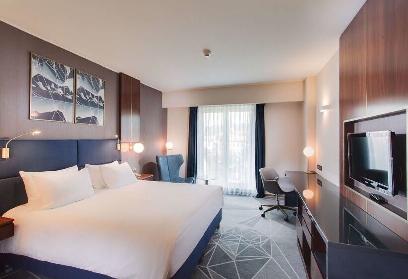 فندق Doubletree By Hilton Cluj – City Plaza