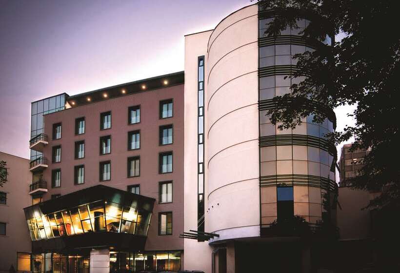 فندق Doubletree By Hilton Cluj – City Plaza