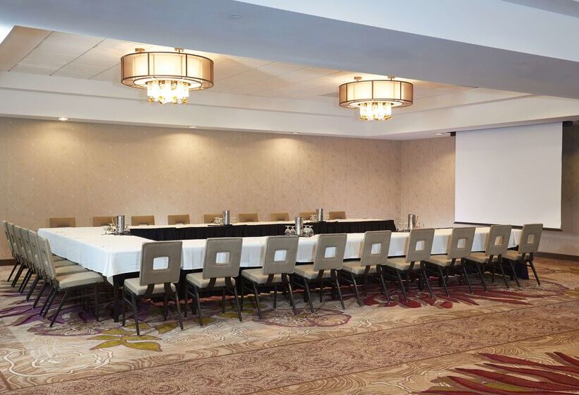 ホテル Doubletree By Hilton Irvine Spectrum