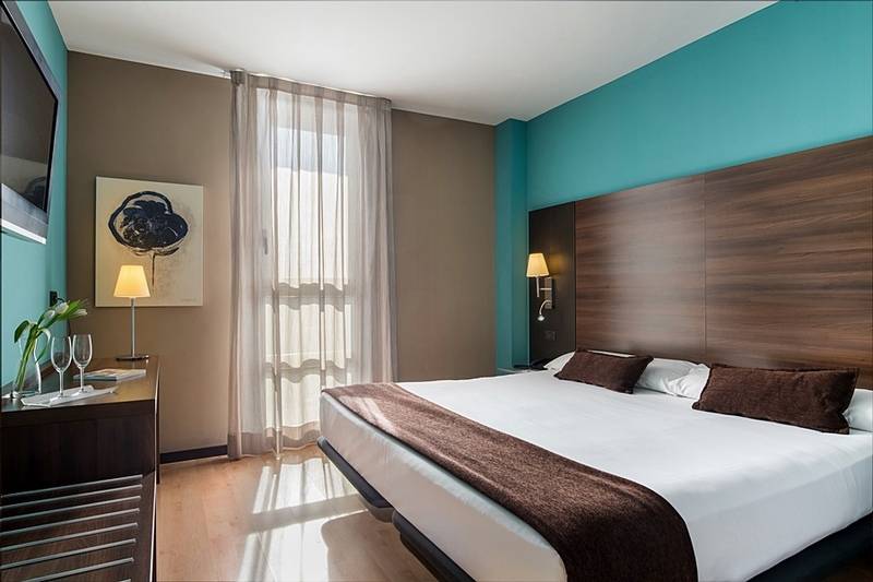 Отель Eurostars Rey Fernando