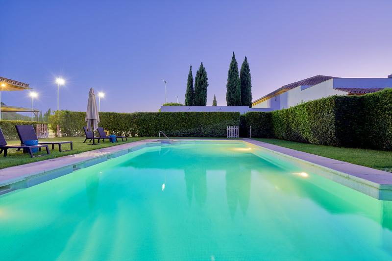 Отель Hacienda El Alcornocal