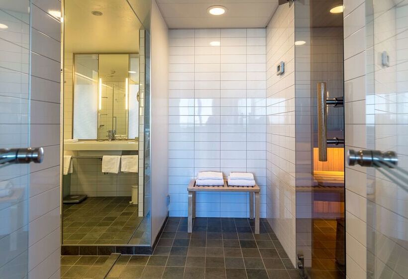 ホテル Hilton Helsinki Airport