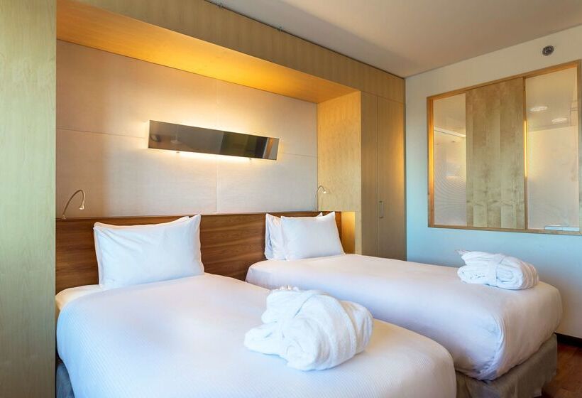 ホテル Hilton Helsinki Airport