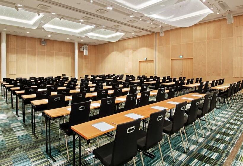 ホテル Hilton Helsinki Airport