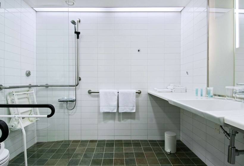 ホテル Hilton Helsinki Airport