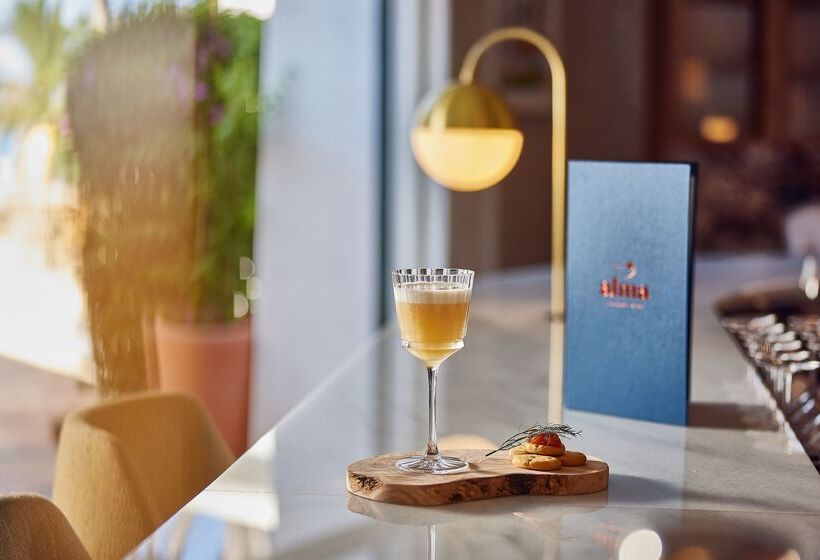 هتل Hilton Mallorca Galatzo