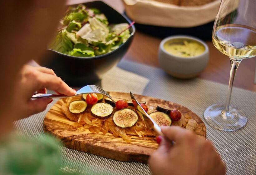 هتل Hilton Mallorca Galatzo