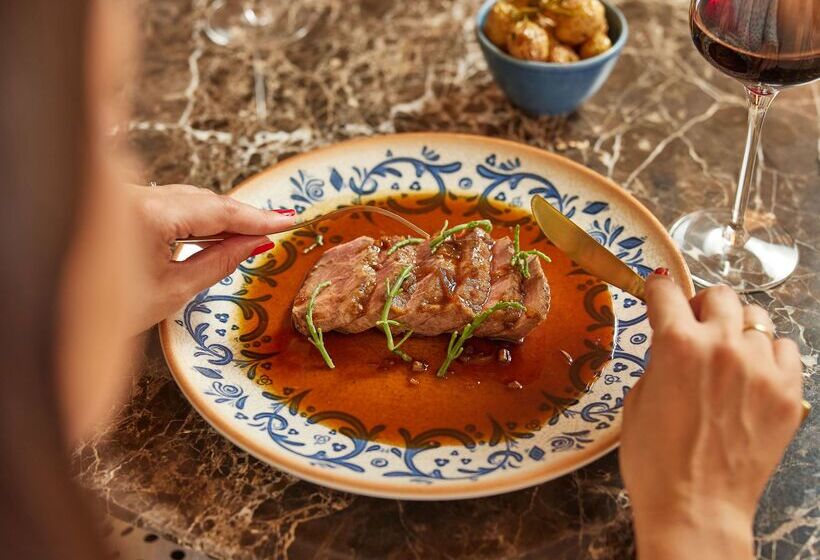 هتل Hilton Mallorca Galatzo