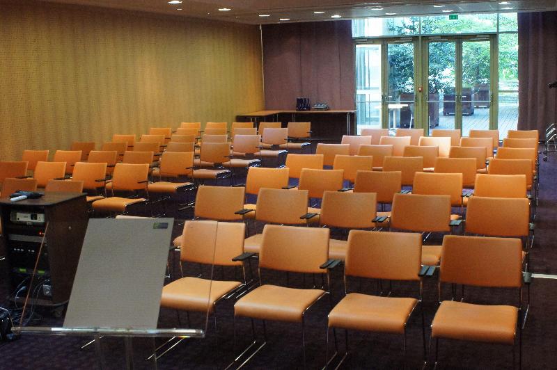 ホテル Holiday Inn Express Paris Canal De La Villette, An Ihg