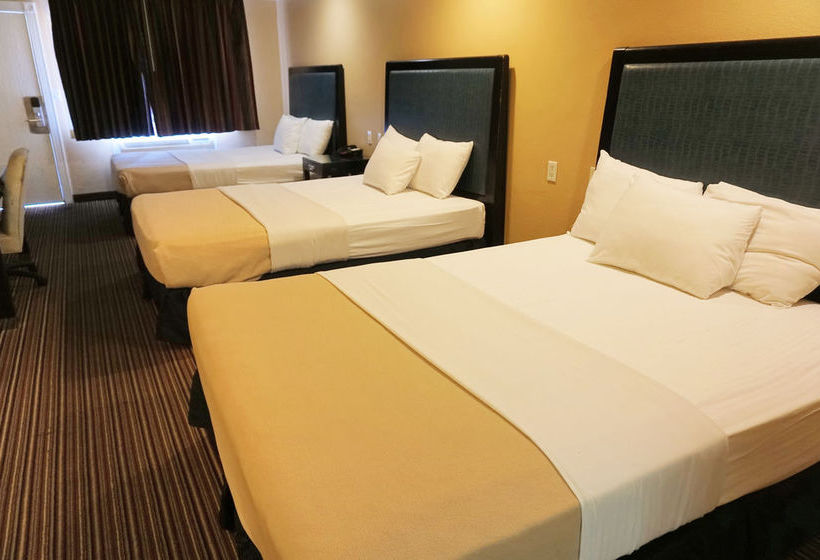فندق Hollywood Inn Express South