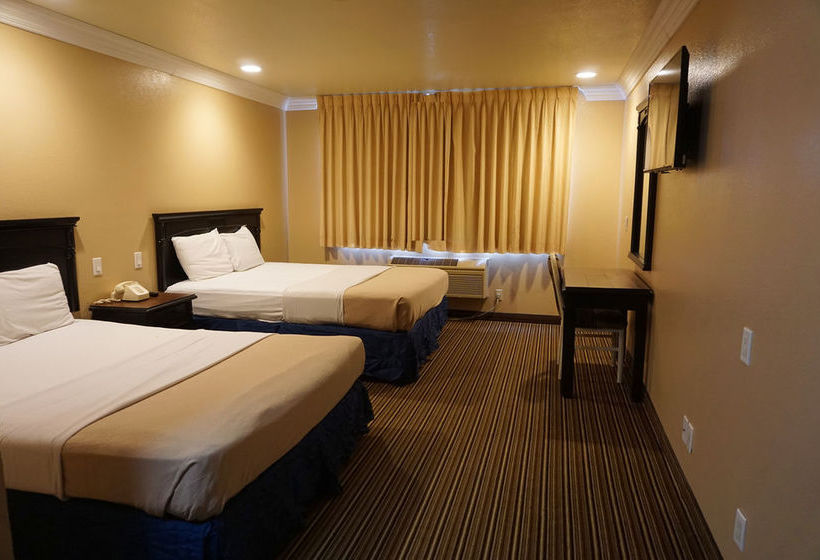 فندق Hollywood Inn Express South