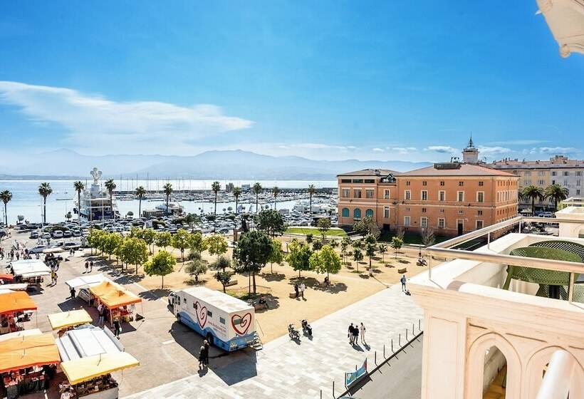 ホテル Hôtel Du Golfe