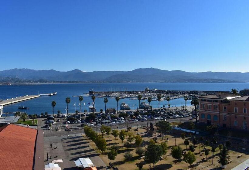 ホテル Hôtel Du Golfe