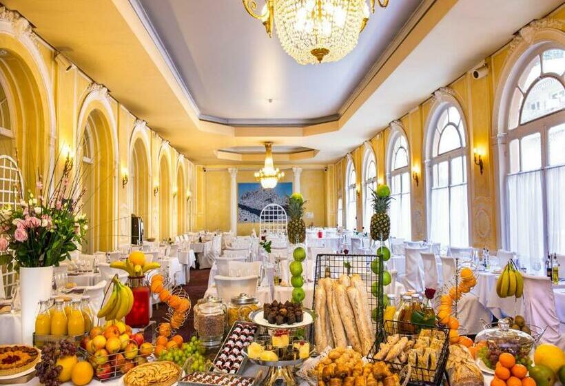 فندق Le Royal Promenade Des Anglais