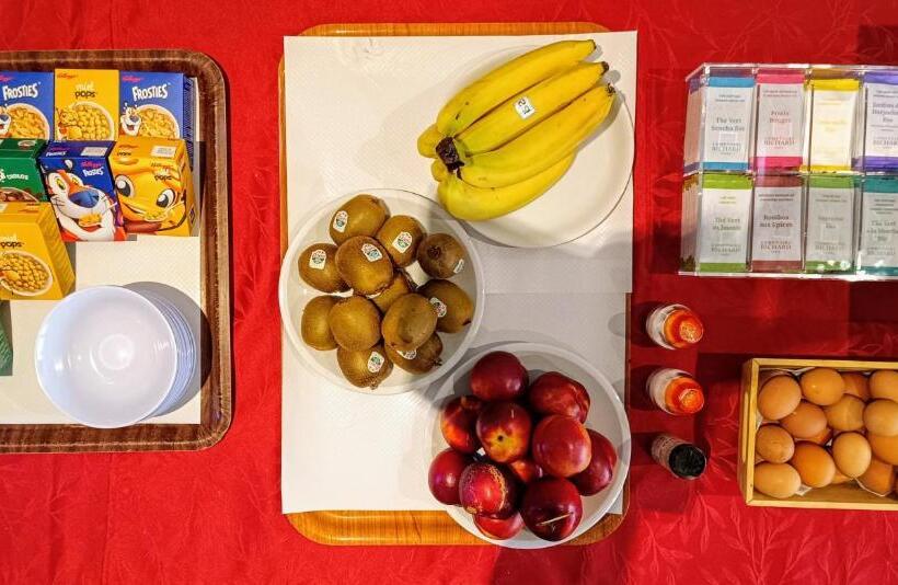 فندق Casa Moho Juan Les Pins