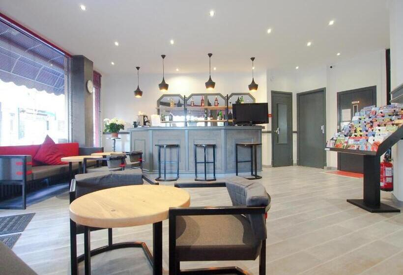 فندق Casa Moho Juan Les Pins