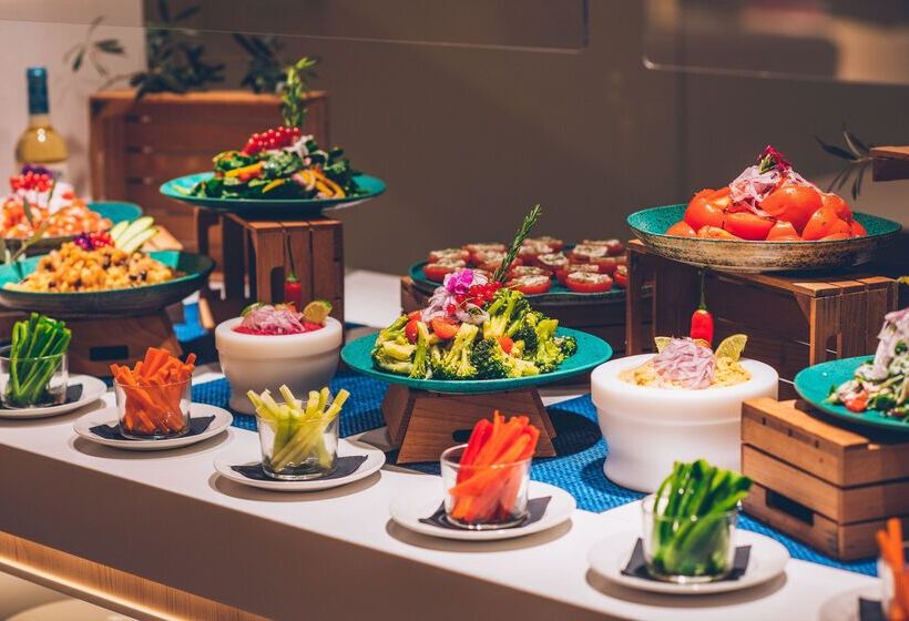 هتل Iberostar Selection Playa de Muro Village