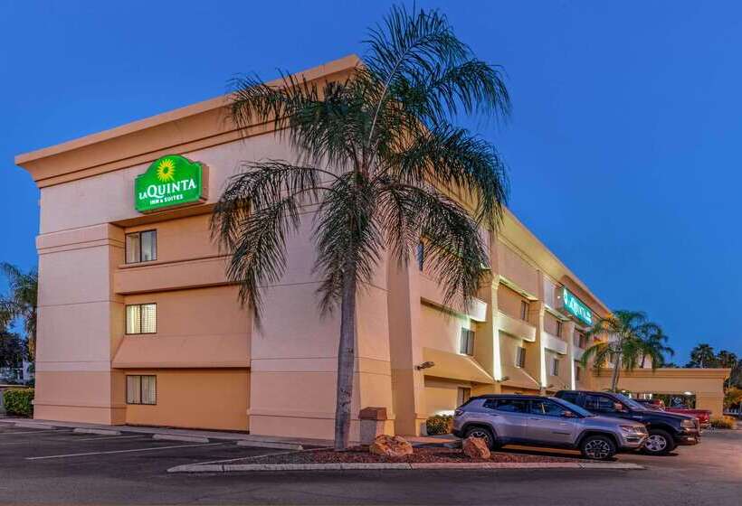 בית מלון כפרי La Quinta By Wyndham Tampa Brandon West
