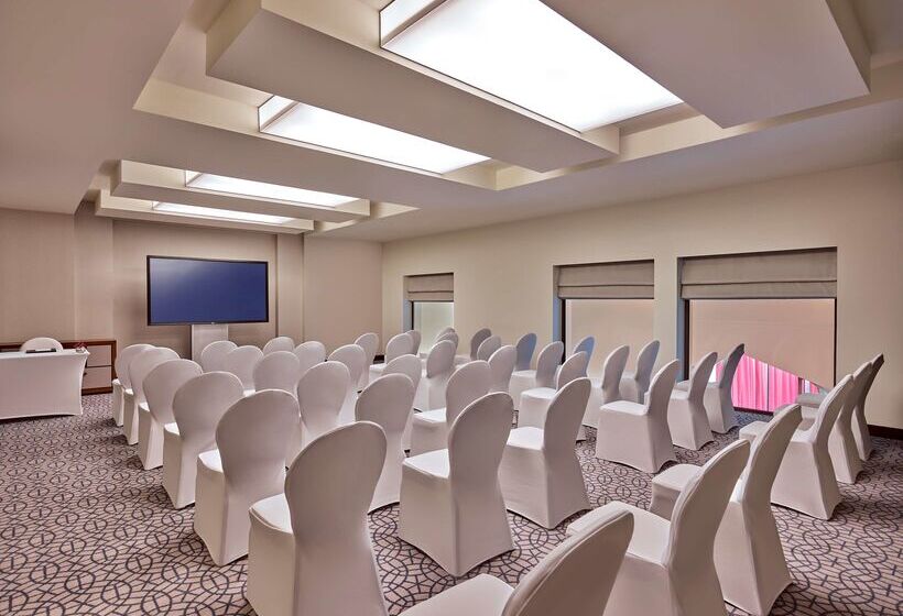 The Heritage Hotel, Autograph Collection